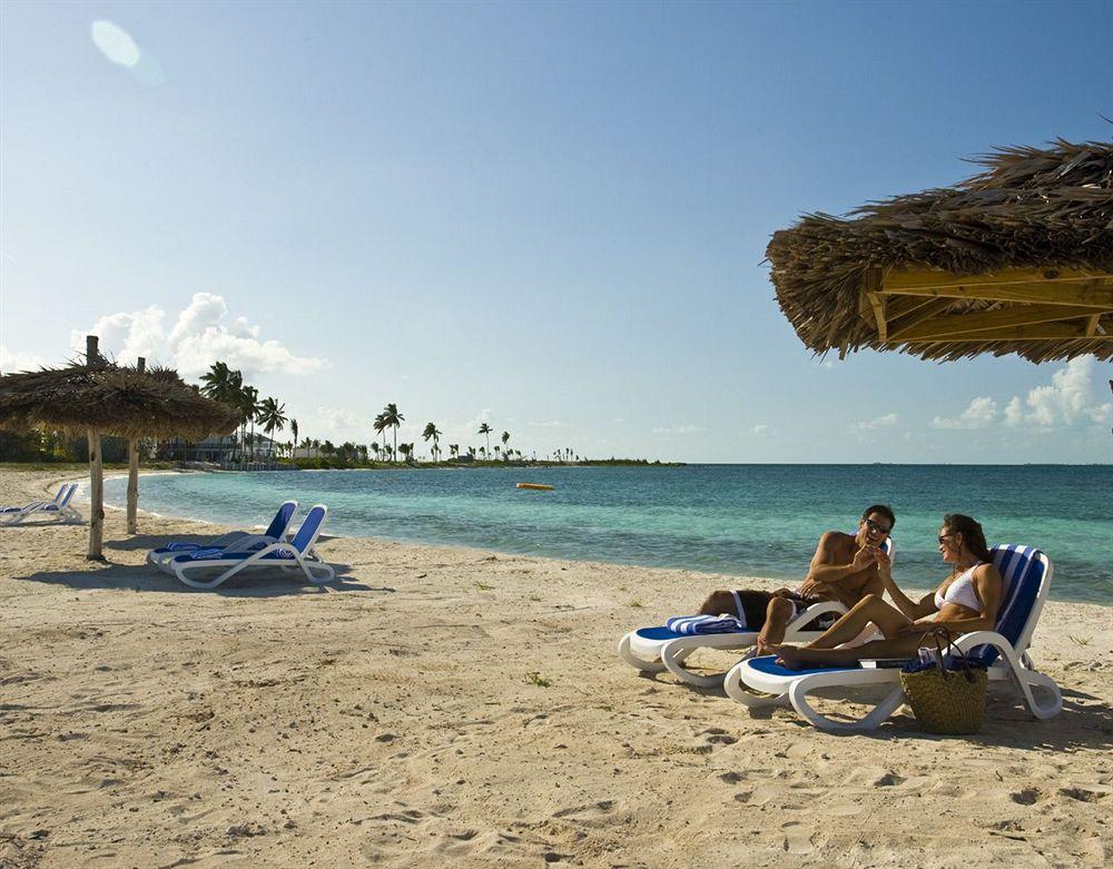 Cape Eleuthera Resort & Marina Freetown エクステリア 写真