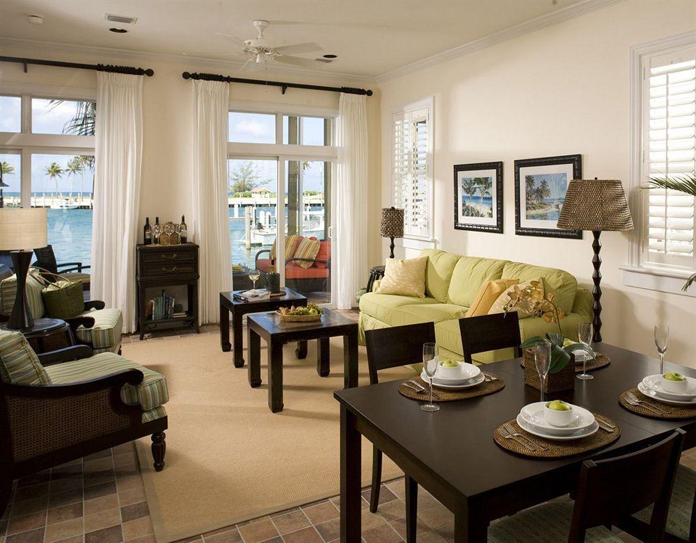 Cape Eleuthera Resort & Marina Freetown エクステリア 写真